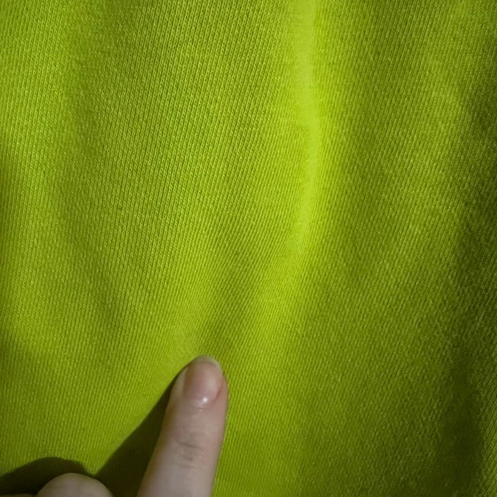 NIKE Classic Fleece Athletic Activewear Casual Logo Shorts Lime Green Boy's Sz L